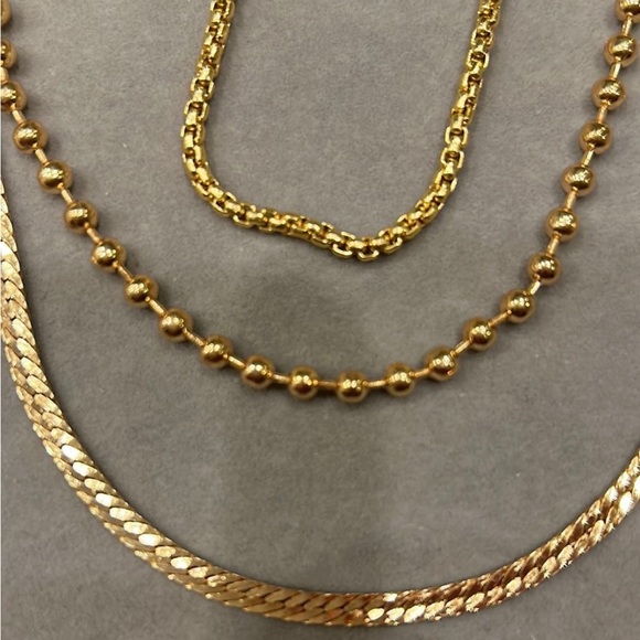 New beautiful multilayered gold choker necklace - Picture 2 of 2